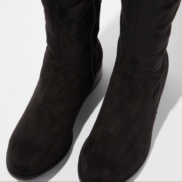 AE Over-the-Knee Boots - Picture 2 of 6